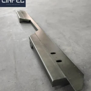 Travessa Inferior Da Tampa Traseira Jeep Willys Cj3 Cj5